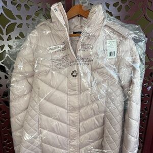 Lady's Coat by Kenneth Cole of New York, Size XL, New